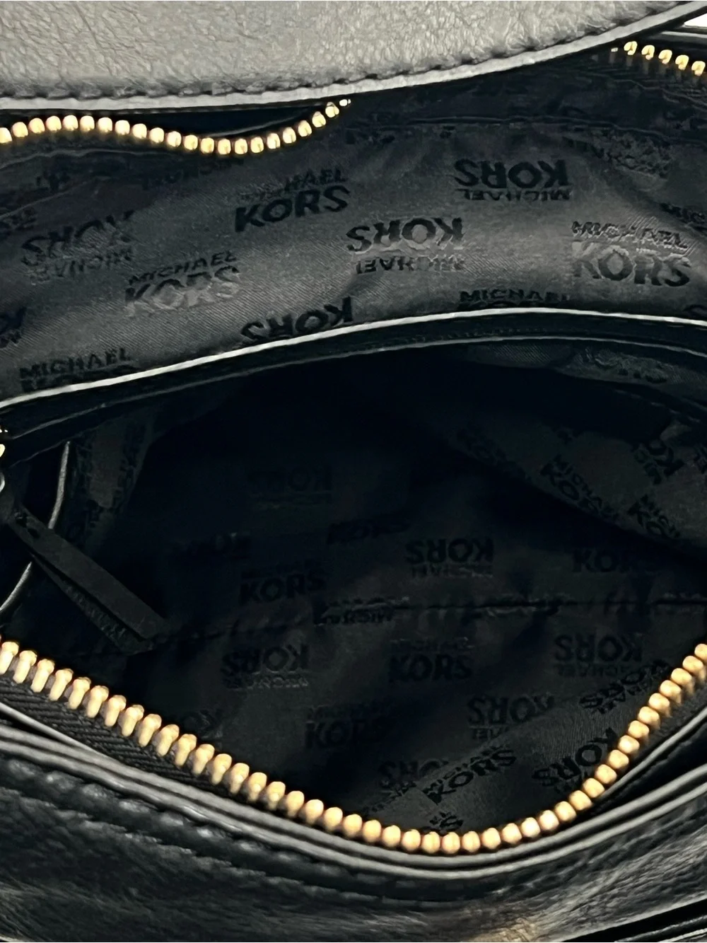 Michael Kors Chandler Black Pebbled Leather Hobo Shoulder Bag Gold Studded Y2K
